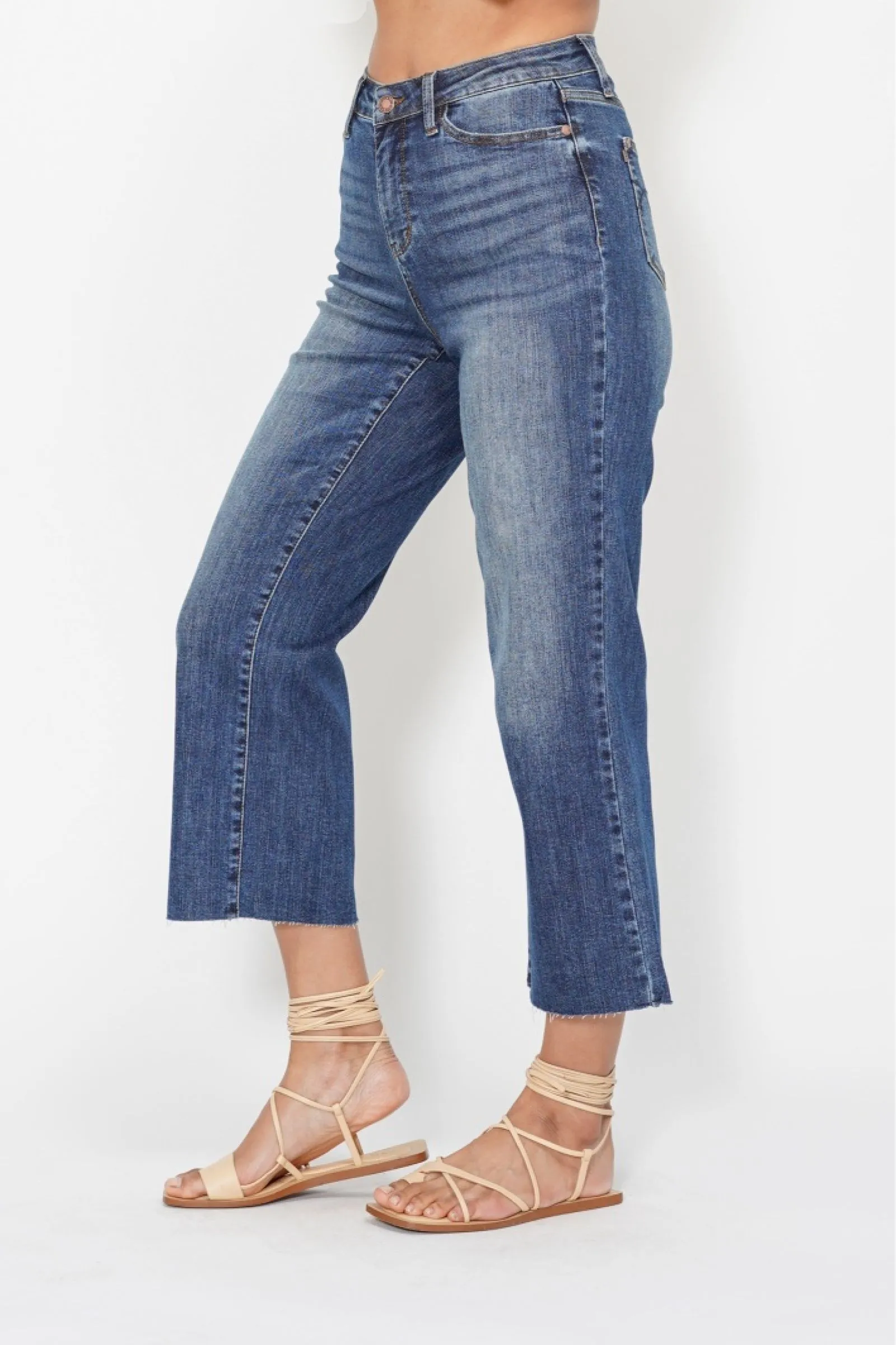 JUDY BLUE HIGH WAIST POCKET EMBROIDERY WIDE CROP JEANS / STUFFOLOGY BOUTIQUE