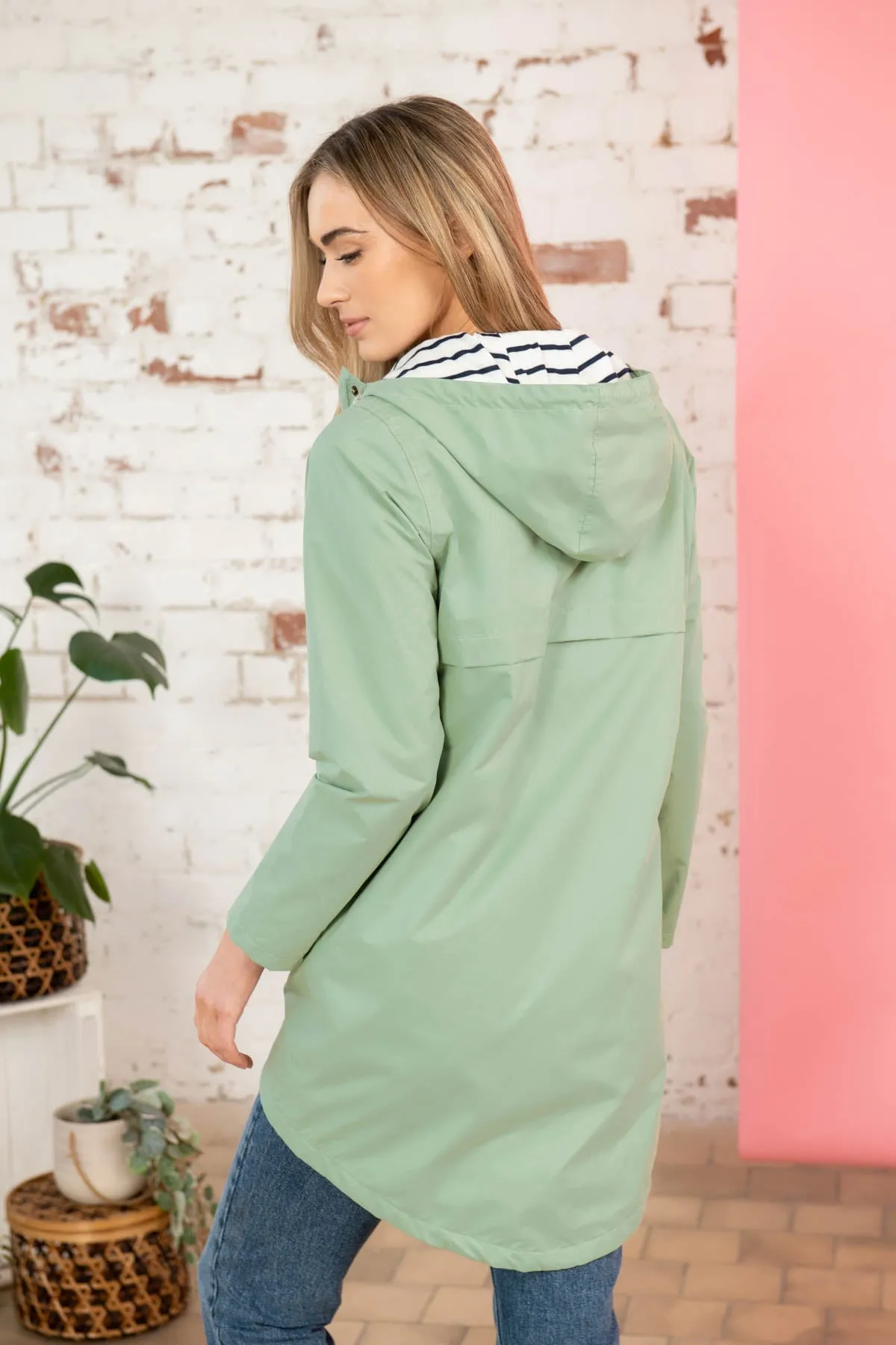 Long Beachcomber Jacket in Pistachio