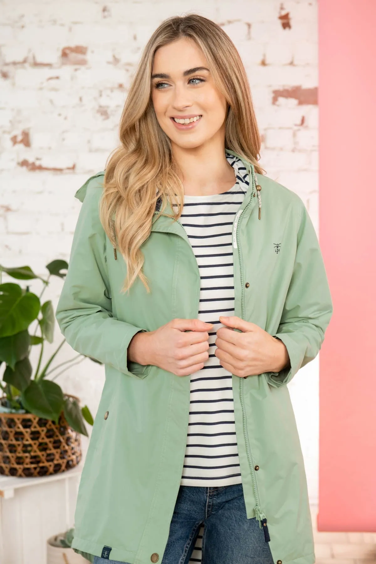 Long Beachcomber Jacket in Pistachio